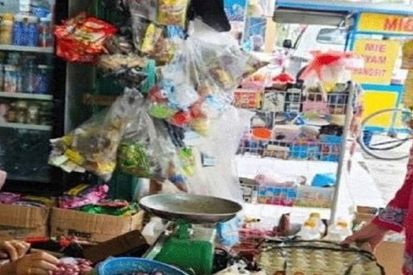 Pj Bupati Lamandau Pantau Harga dan Ketersediaan Stok Sembako